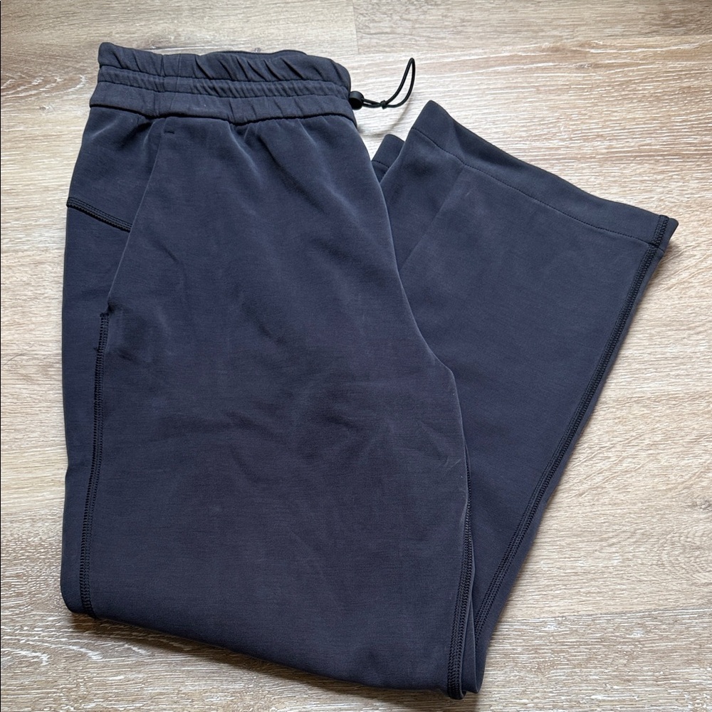 Lululemon luxtreme cropped pant